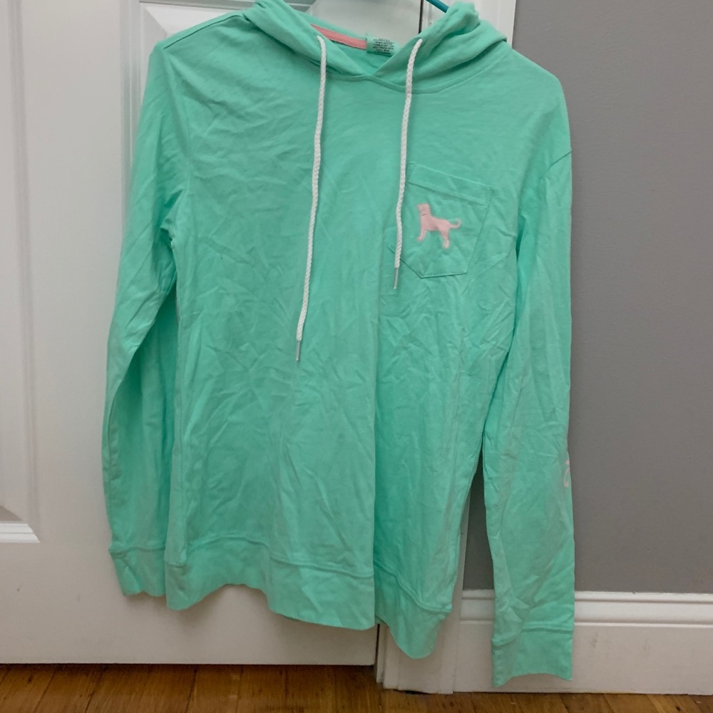 Black dog pullover NEW WITH TAGS